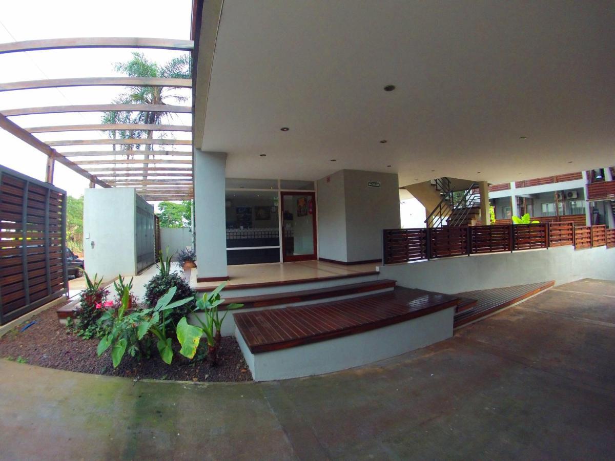 Yreta Apart Hotel Puerto Iguazú Extérieur photo