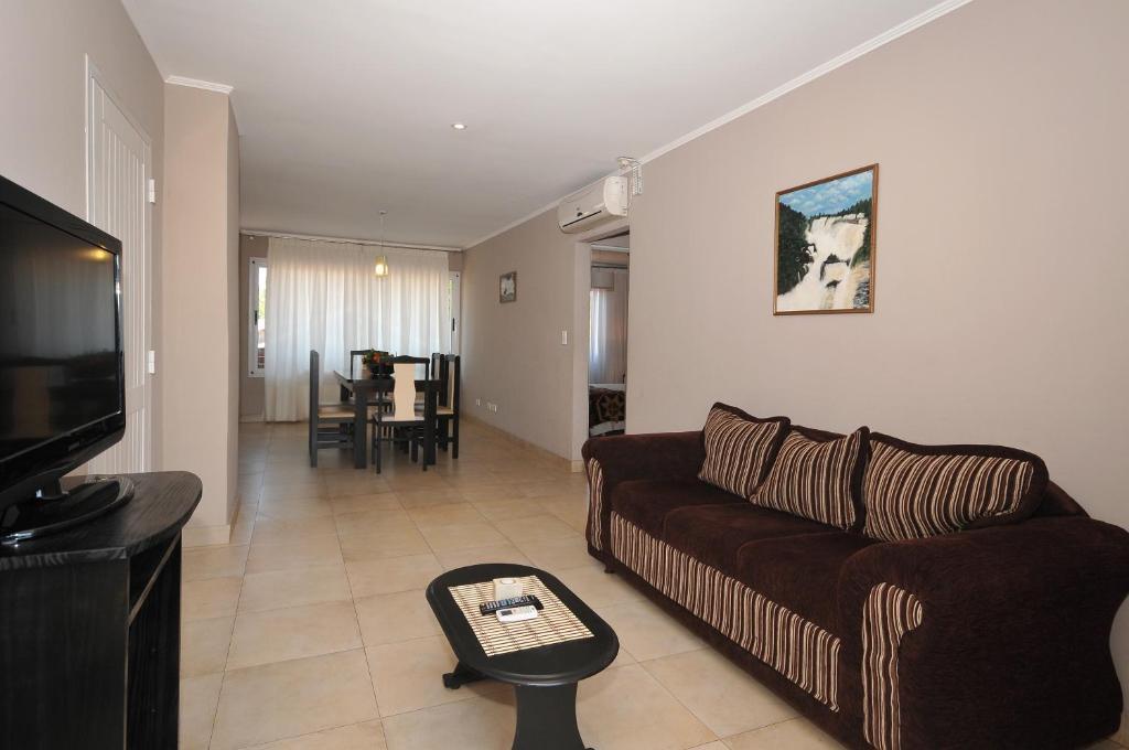 Yreta Apart Hotel Puerto Iguazú Extérieur photo
